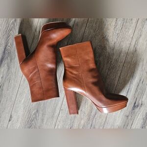 Michael Kors Brown and Cream Heeled Boots